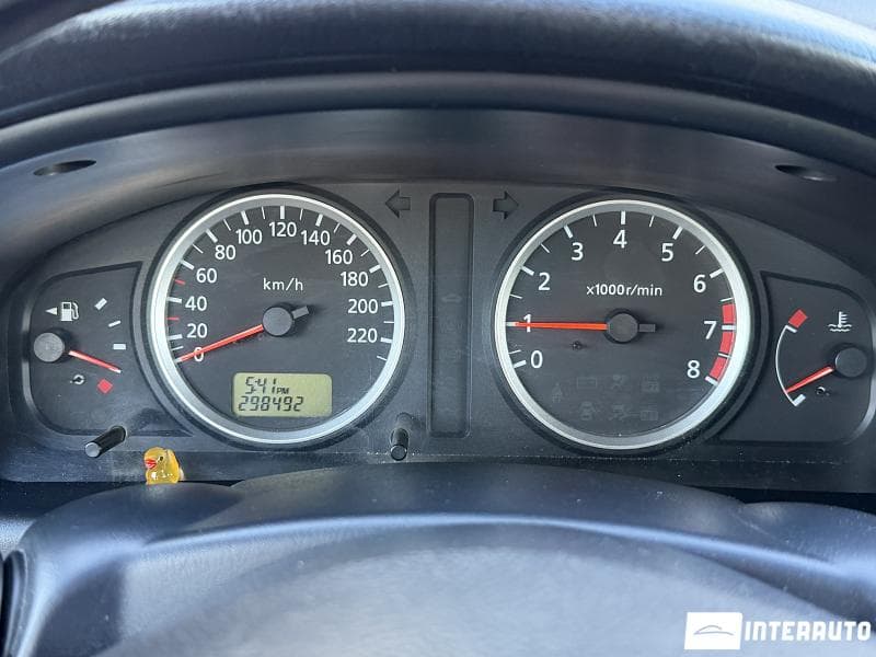 2005 Nissan Almera — Miniatură 9