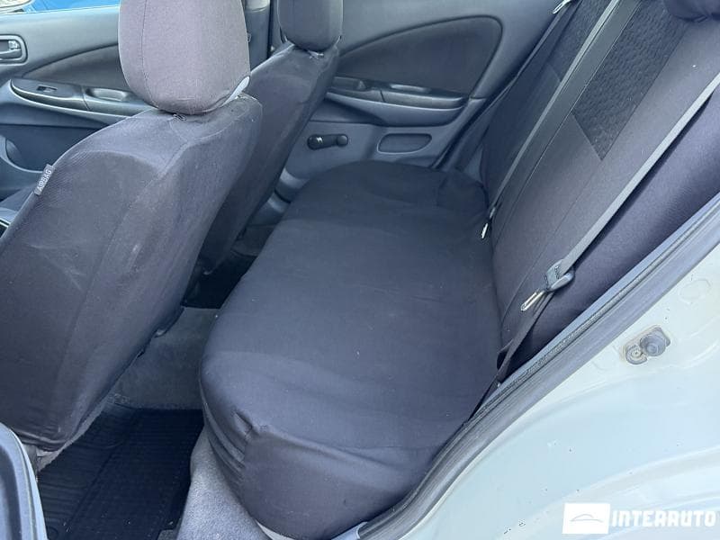 2005 Nissan Almera — Miniatură 13