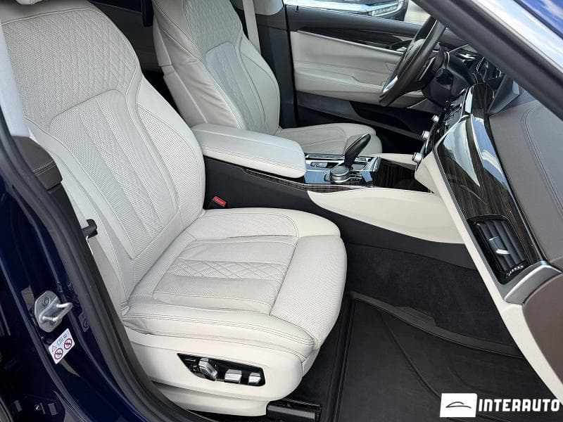 2017 BMW 630 GT — Miniatură 18
