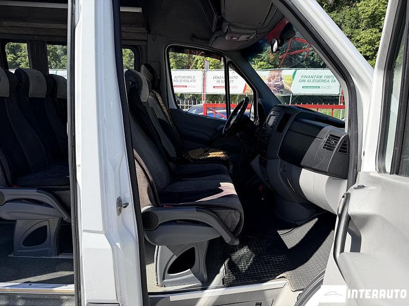 2011 Mercedes Sprinter — Miniatură 5