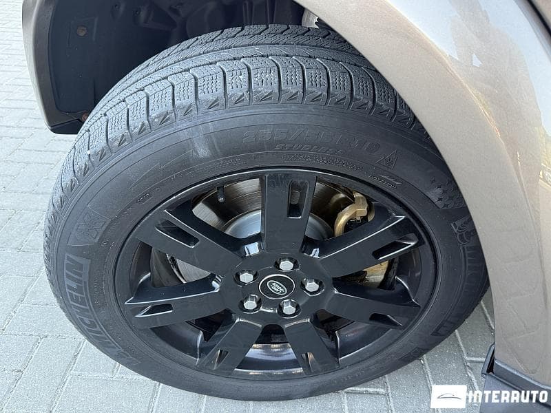 Land Rover Discovery 2011 — Миниатюра 17
