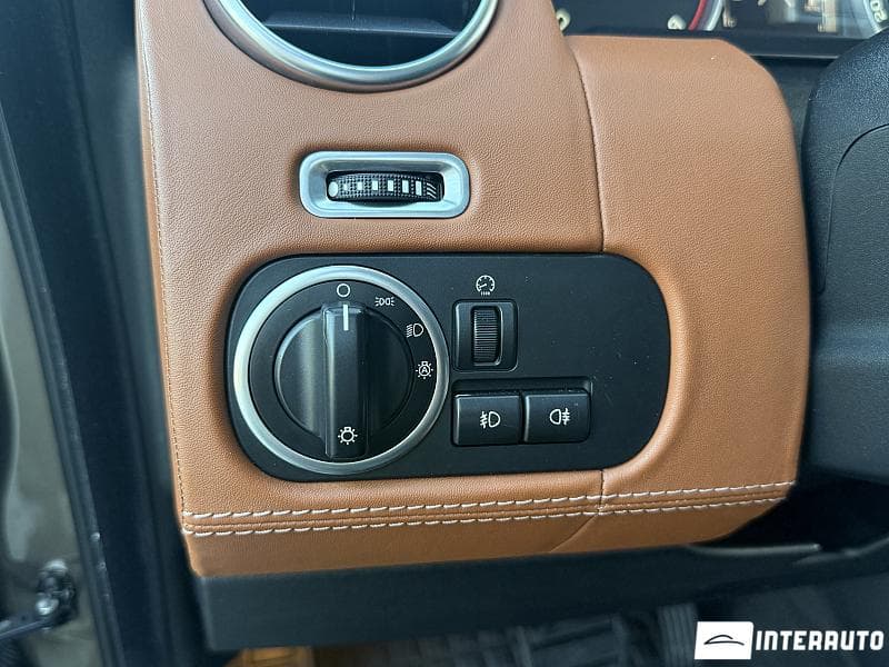 Land Rover Discovery 2011 — Миниатюра 19