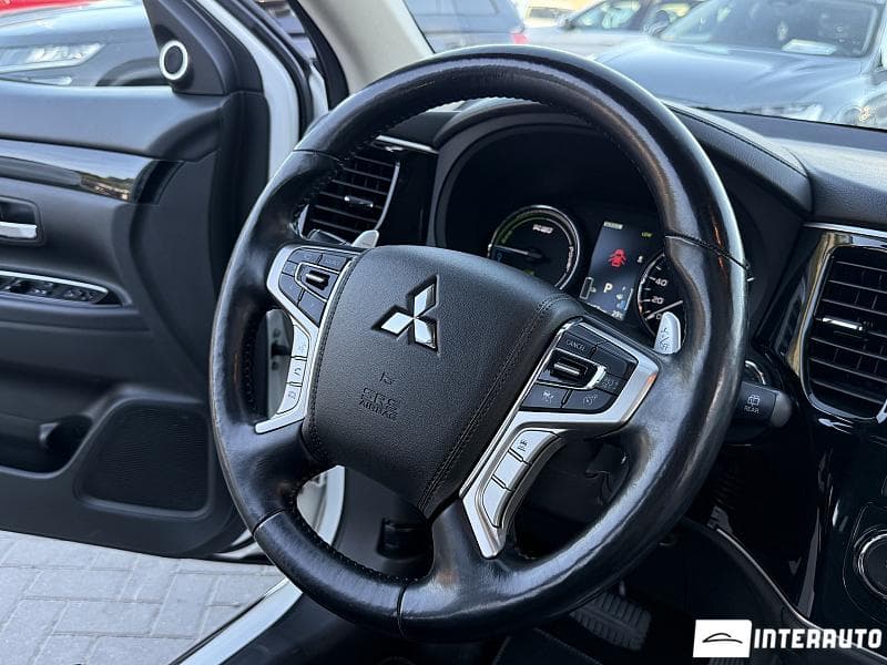 2015 Mitsubishi Outlander — Miniatură 7