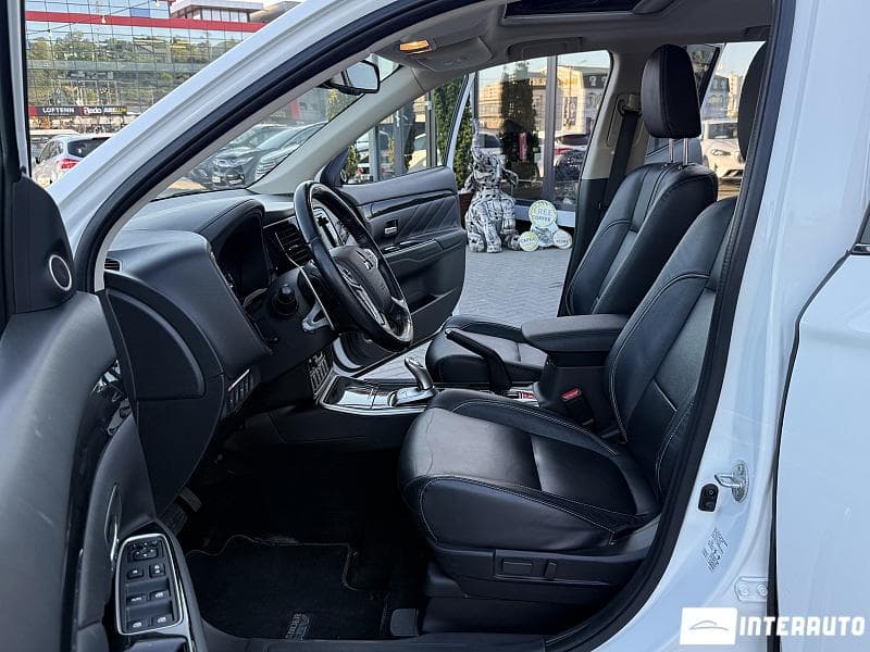 2015 Mitsubishi Outlander — Miniatură 5