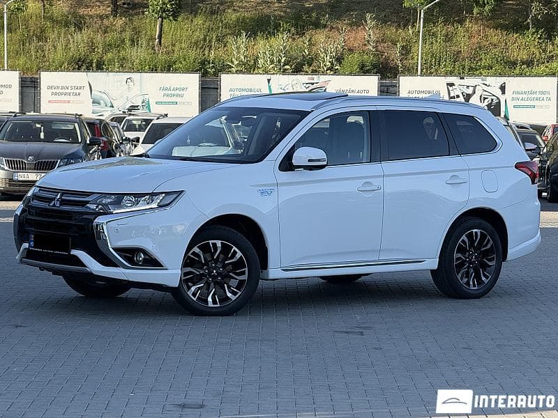 2015 Mitsubishi Outlander — Miniatură 2