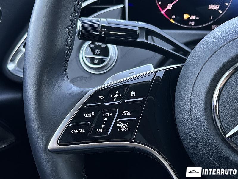 2023 Mercedes E 350 — Miniatură 9