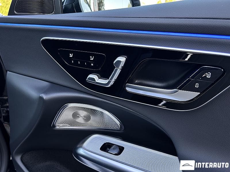 2023 Mercedes E 350 — Miniatură 19