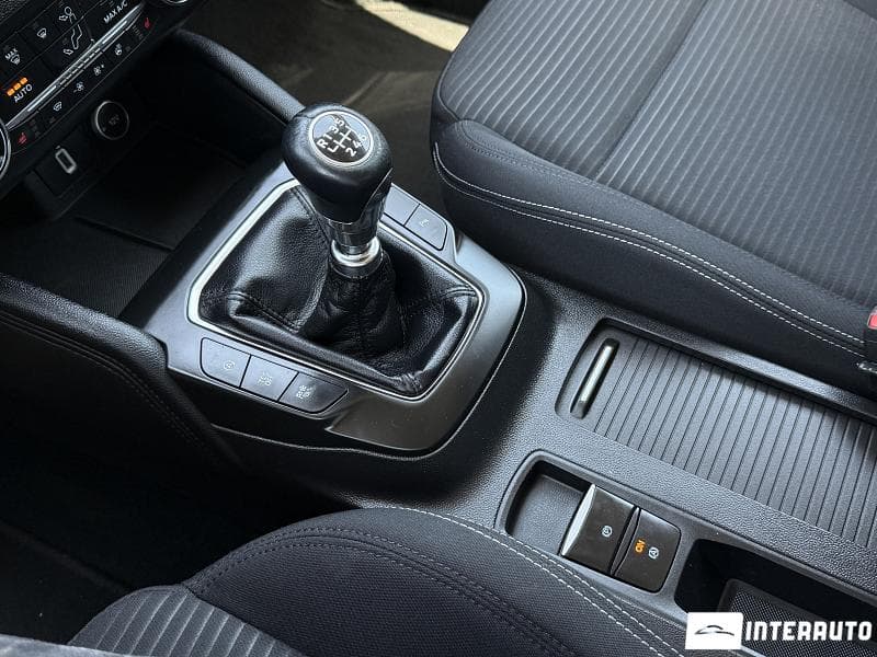 2018 Ford Focus — Miniatură 14