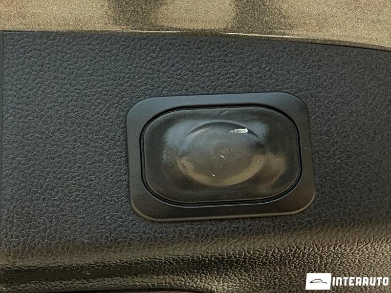 2018 Ford Focus — Miniatură 18