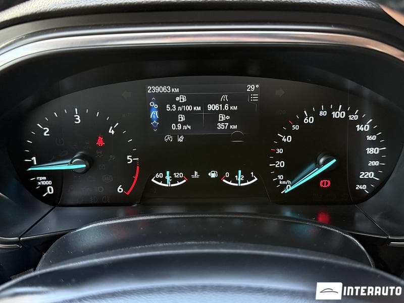 2018 Ford Focus — Miniatură 12