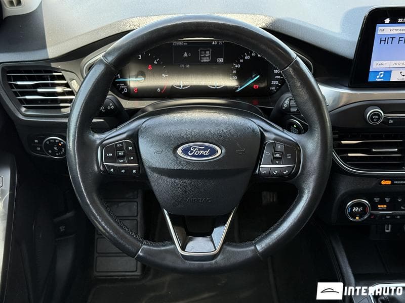 2018 Ford Focus — Miniatură 9