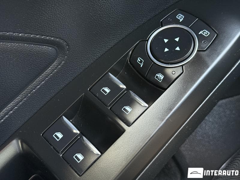 2018 Ford Focus — Miniatură 7