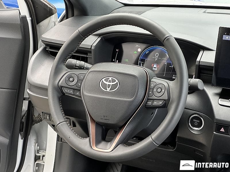 2025 Toyota Corolla Cross — Miniatură 7