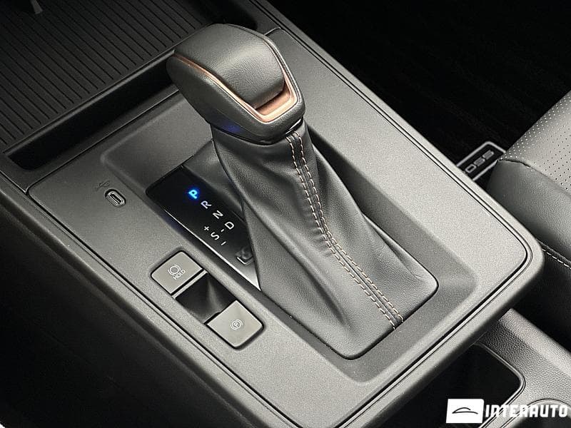 2025 Toyota Corolla Cross — Miniatură 11