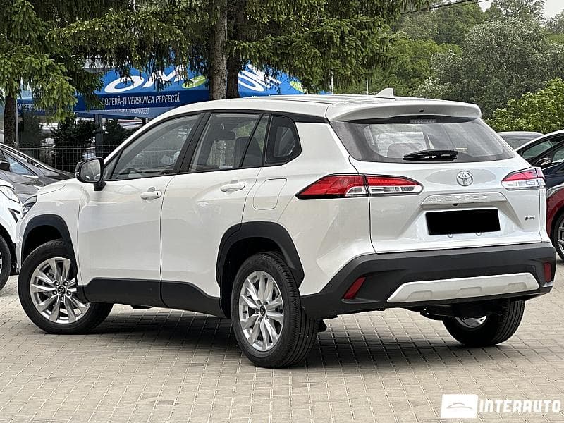 2025 Toyota Corolla Cross — Miniatură 4