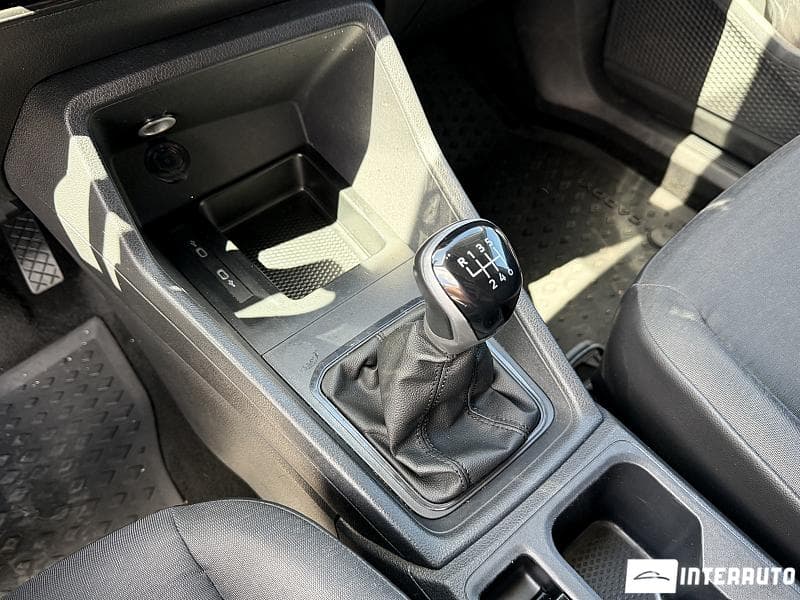 2023 Volkswagen Caddy — Miniatură 9