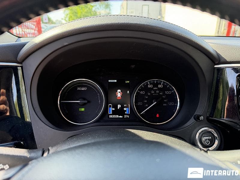 2018 Mitsubishi Outlander — Miniatură 12