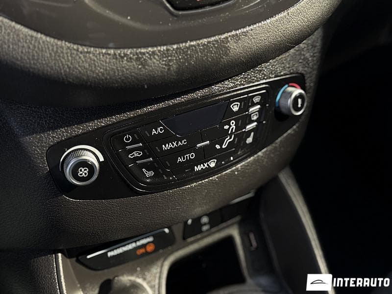 2016 Ford Tourneo Courier — Miniatură 14