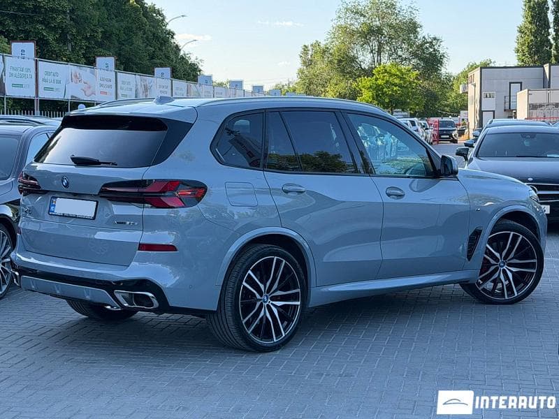 2023 BMW X5 5.0e — Miniatură 3