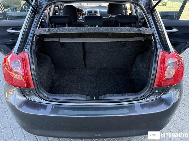 2008 Toyota Auris — Miniatură 17