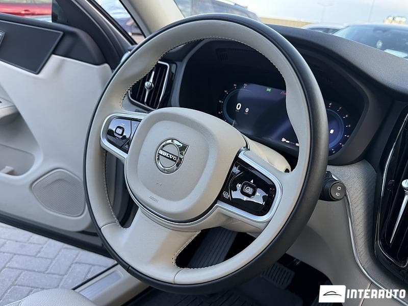 2025 Volvo XC 60 — Miniatură 7