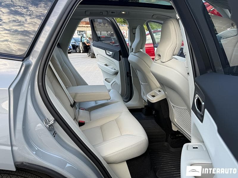 2025 Volvo XC 60 — Miniatură 16