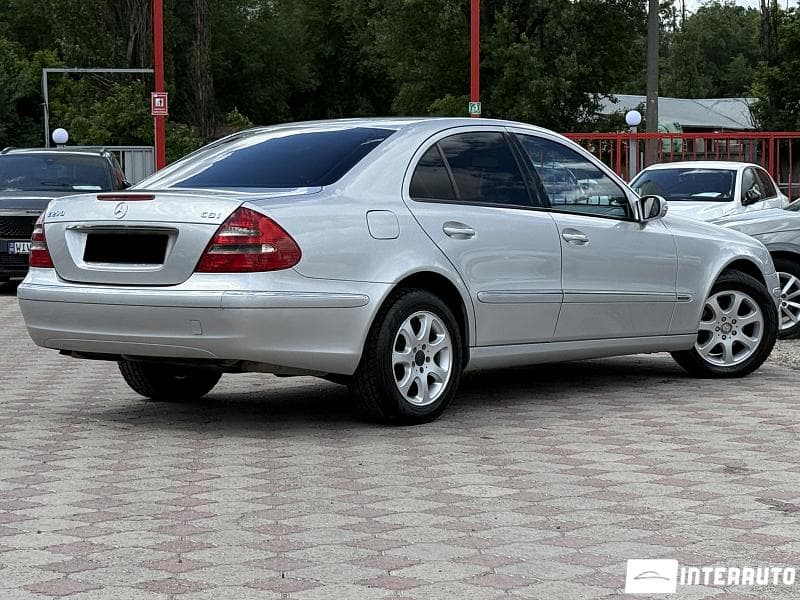 Mercedes E 270 2003 — Миниатюра 2
