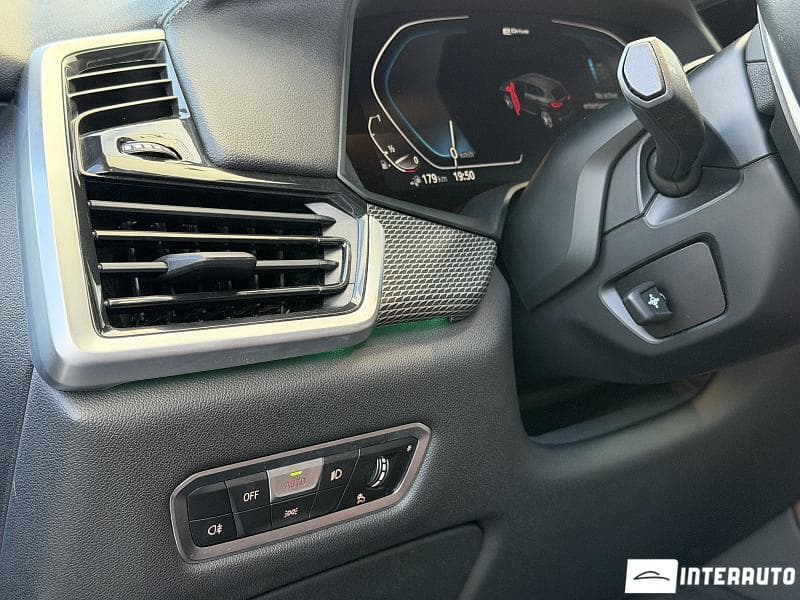 2022 BMW X5 4.5e — Miniatură 18