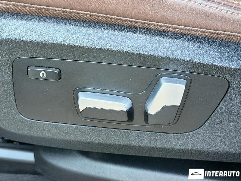 2022 BMW X5 4.5e — Miniatură 19