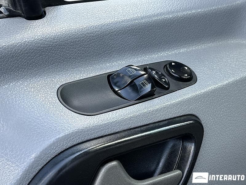 2014 Mercedes Sprinter — Miniatură 12