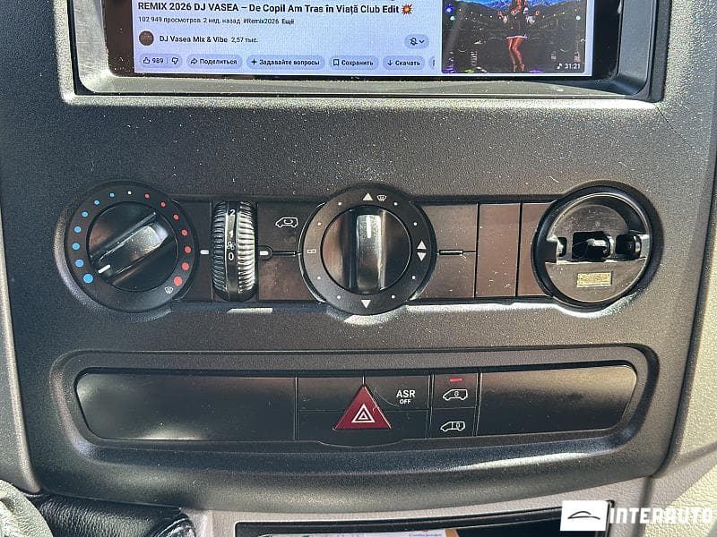 2014 Mercedes Sprinter — Miniatură 10