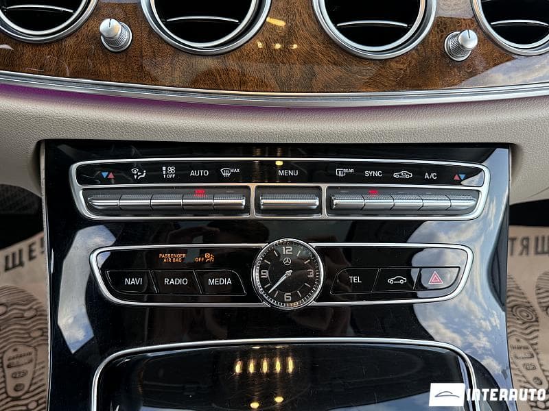 2018 Mercedes E 300 — Miniatură 10