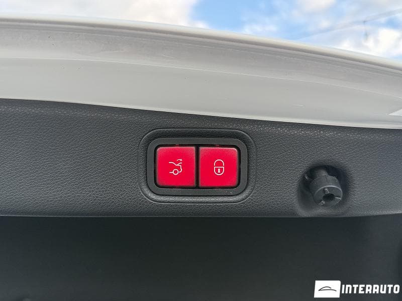 2018 Mercedes E 300 — Miniatură 22