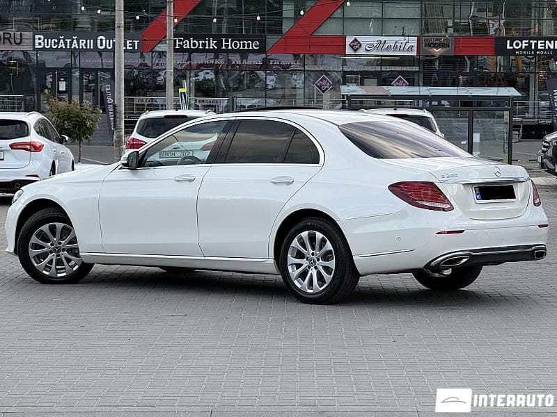 2018 Mercedes E 300 — Miniatură 4