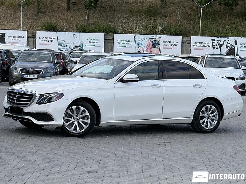 2018 Mercedes E 300 — Miniatură 2