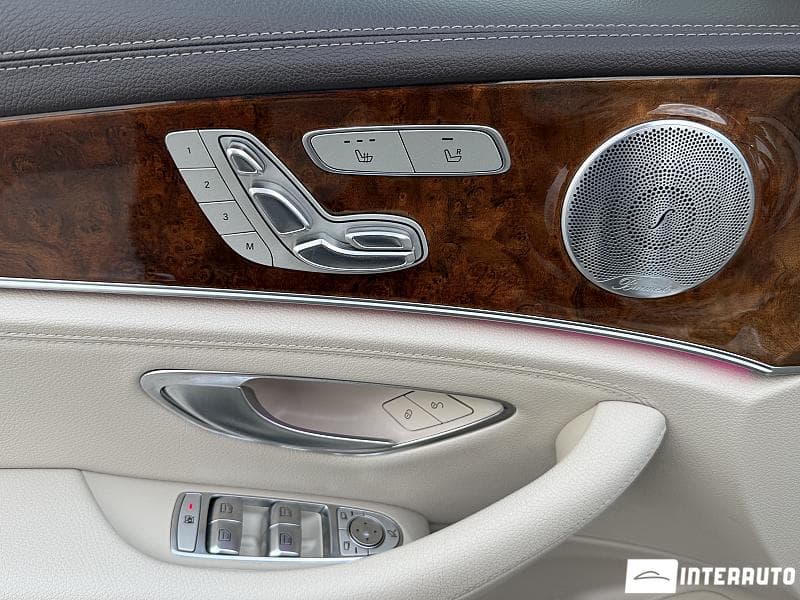 2018 Mercedes E 300 — Miniatură 19