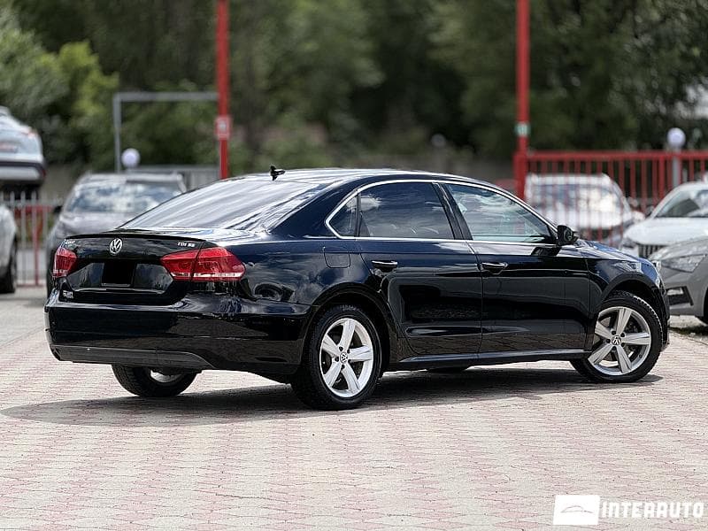 2012 Volkswagen Passat — Miniatură 2