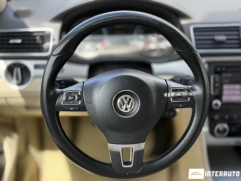 2012 Volkswagen Passat — Miniatură 9