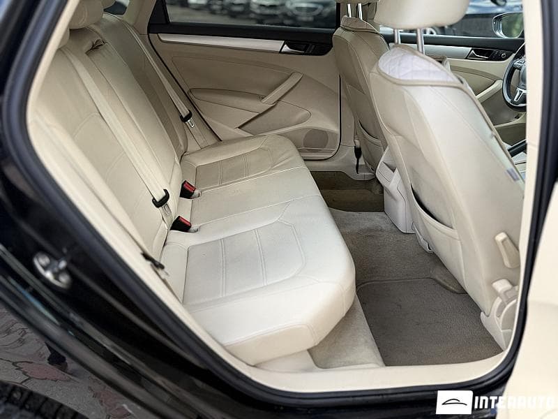 2012 Volkswagen Passat — Miniatură 16