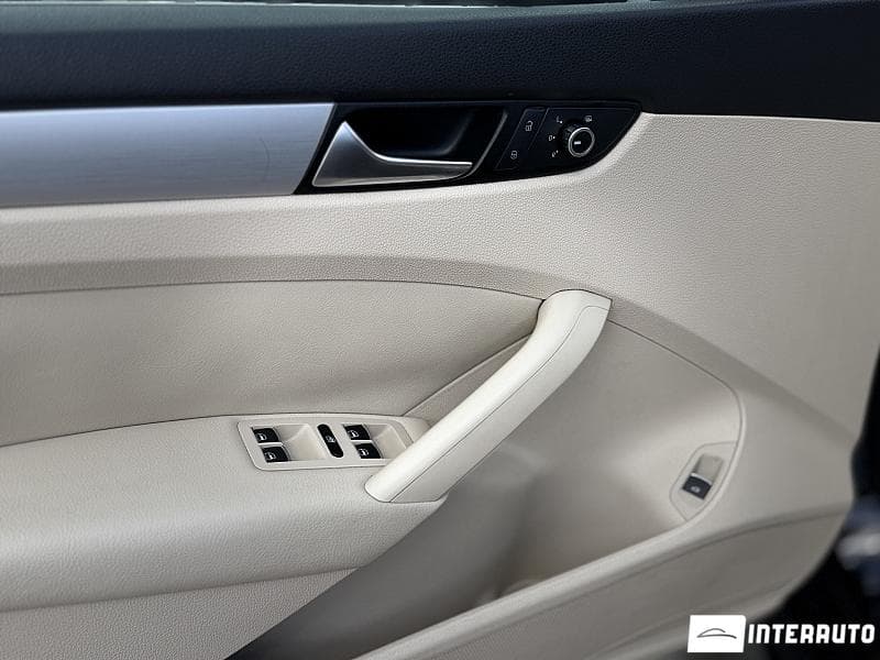 2012 Volkswagen Passat — Miniatură 6
