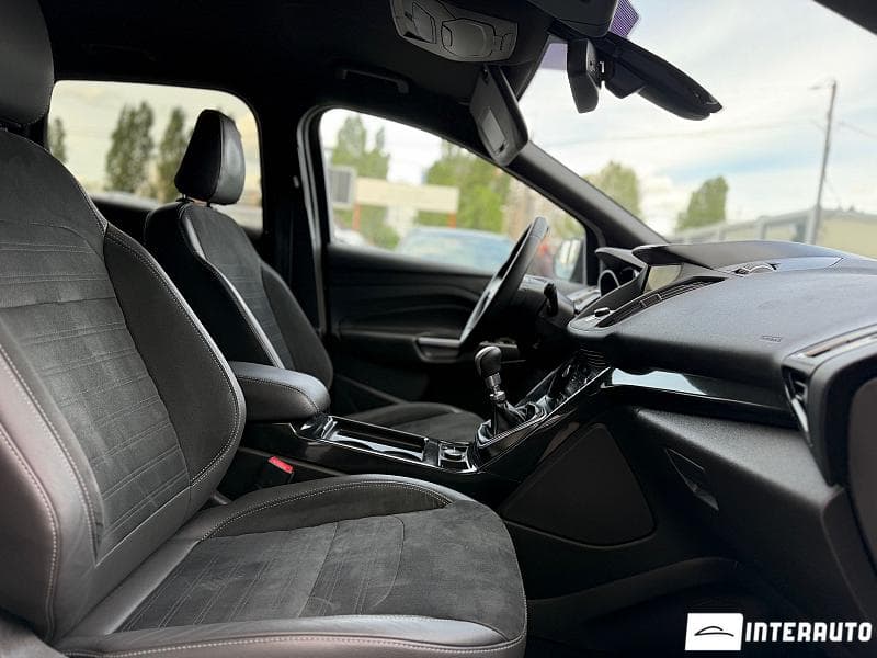2017 Ford Kuga — Miniatură 15