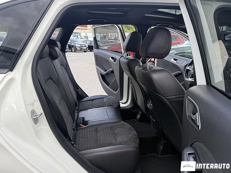 2016 Mercedes B 180 — Miniatură 15
