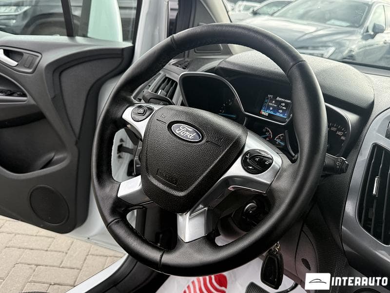 2017 Ford Tourneo Connect — Miniatură 7