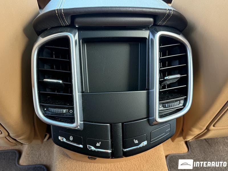 2012 Porsche Cayenne S Hybrid — Miniatură 13
