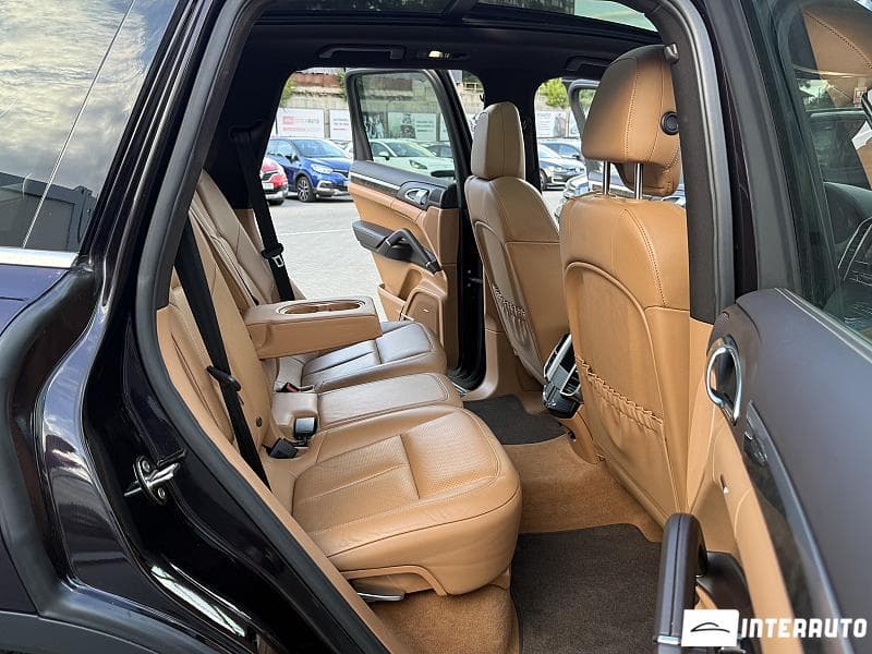 2012 Porsche Cayenne S Hybrid — Miniatură 14