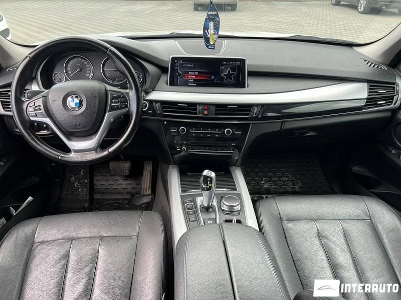 BMW X5 2.5D 2017 — Миниатюра 7