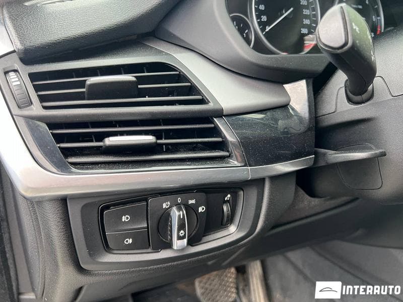 BMW X5 2.5D 2017 — Миниатюра 16