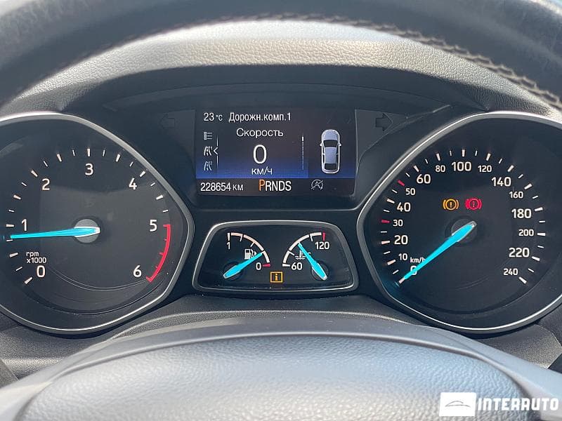 Ford Kuga 2017 — Миниатюра 10