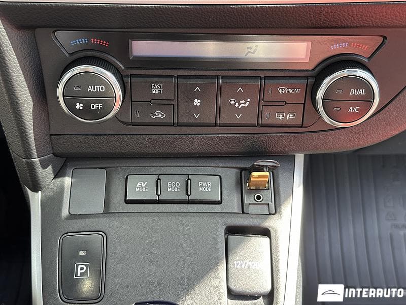 Toyota Auris 2013 — Миниатюра 10