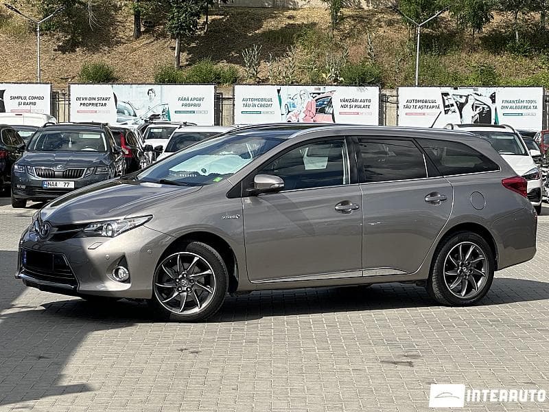 Toyota Auris 2013 — Миниатюра 2